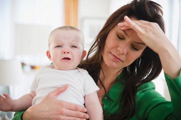 Những hướng dẫn cơ bản mẹ cần biết khi trẻ sơ sinh bị ợ hơi nhiều