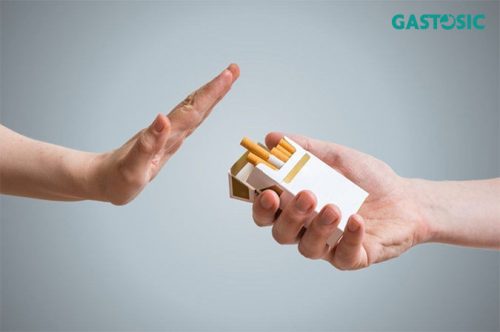 Bỏ thuốc lá sẽ giảm được hiện tượng ợ hơi nhiều