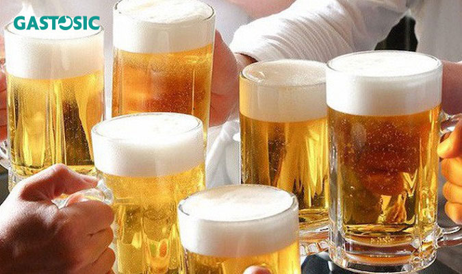 Trào ngược dạ dày nên kiêng uống bia rượu