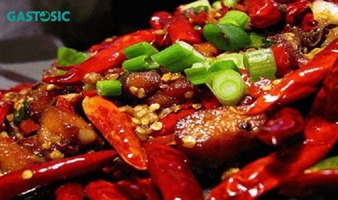 Ăn thức ăn cay nóng