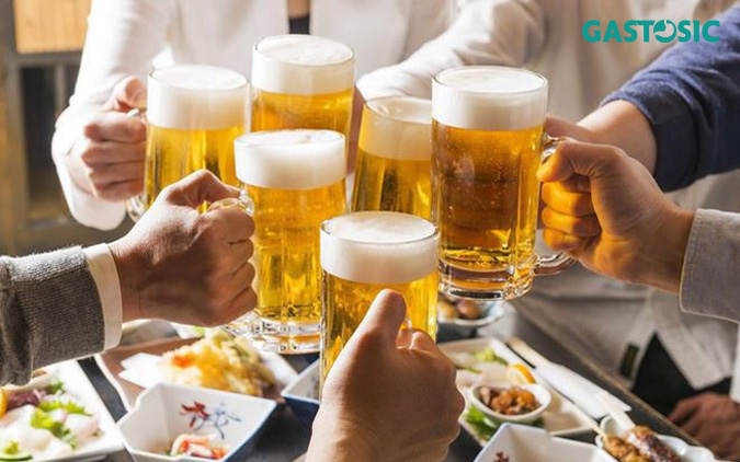 Tránh rượu bia, các đồ uống có gas